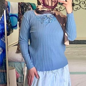 ADRIANE DILEFIELD VTG COTTAGE TOP W FLORAL NECK ACCENTS